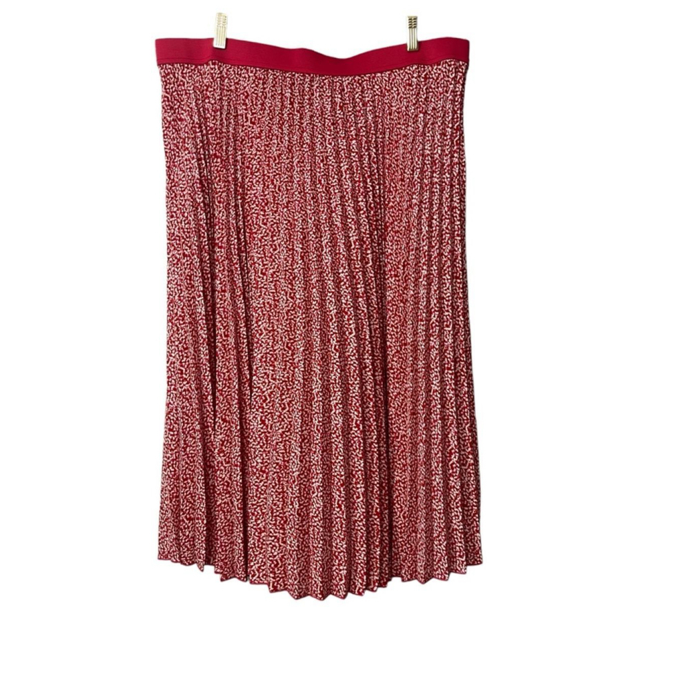 Women's Vince Camuto Red and Pinn Pleated Skirt Size XXL